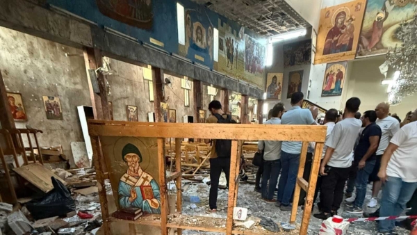 اليمن يؤكد وقوفه إلى جانب سوريا ويدين تفجير كنيسة 