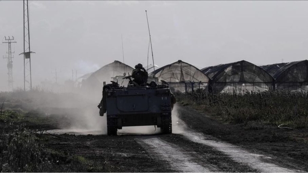 الوفد الإسرائيلي يغادر إلى الدوحة وخلاف على 3 نقاط في اتفاق وقف إطلاق النار بغزة