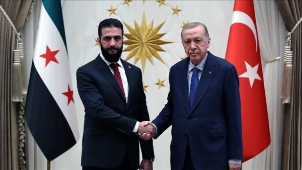 أردوغان يبحث مع الشرع آخر التطورات في سوريا