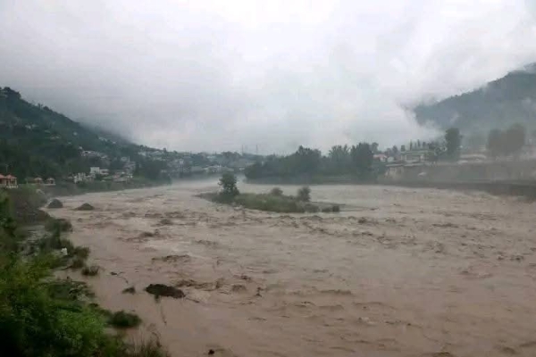 ارتفاع الحصيلة الإجمالية لضحايا الأمطار الموسمية في باكستان إلى أكثر من 600 قتيل