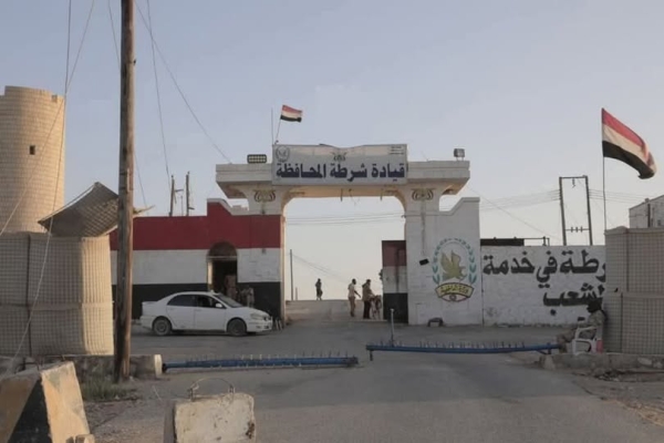 المهرة.. احباط محاولة تهريب 25 مهاجرا أفريقيا إلى سلطنة عمان