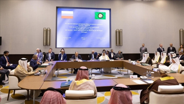 اجتماع خليجي روسي يحذر من غياب موقف دولي 