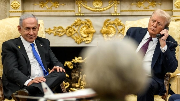 ترامب يقول إن إسرائيل قد تعود للحرب إذا لم تلتزم حماس ببنود الاتفاق