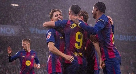 الدوري الاسباني: برشلونة يتغلب على سيلتا فيجو برباعية وريال مدريد يتعادل سلباً مع رايو فايكانو