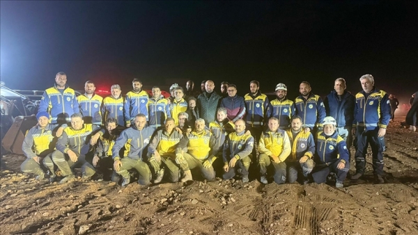 بعد عمل 11 ساعة.. انتشال الطفلة 