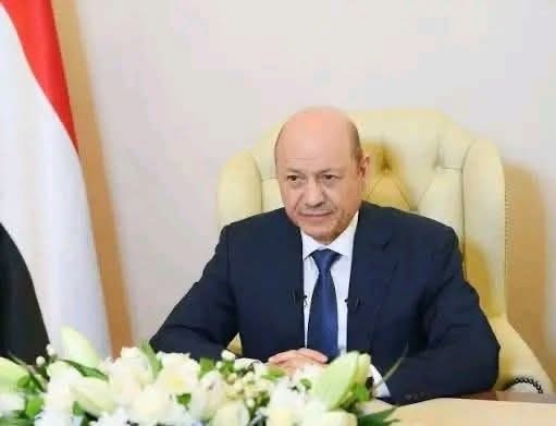 قرارات للرئاسي بإقالة قادة عسكريين وإحالتهم للتحقيق وتعيين آخرين