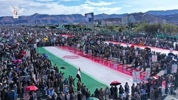 تظاهرات حوثية في صنعاء وعدة مدن تضامنا مع إيران