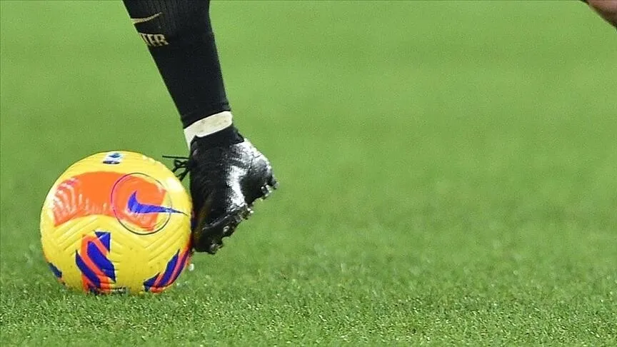 الهلال يؤجل تتويج النصر بلقب الدوري السعودي إلى الجولة الختامية