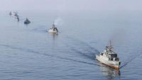 إيران تعلن عن إرسال سفينتين حربيتين إلى خليج عدن