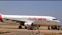 الإمارات تدشن أولى رحلاتها المشبوهة إلى مطار سقطرى وسط استنكار شعبي