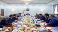 الحكومة توجه بتنفيذ توصيات اللجنة البرلمانية بشأن القطاعات النفطية وانشاء ميناء قشن بالمهرة