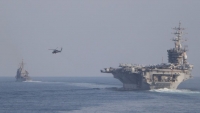 بلومبيرغ: إرسال إيران سفينة حربية إلى البحر الأحمر يعد أكثر تحركاتها جرأة وتحدياً للقوات الأمريكية