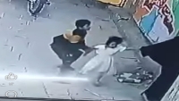طفل ينقذ شقيقته من محاولة اختطاف في اليمن في وضح النهار
