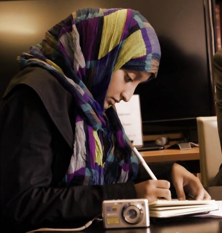 أحمد خالد توفيق... وداعاً أيها الغريب