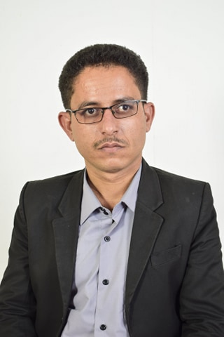 في الشدائد تعرف المعادن